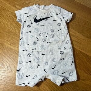 Nike Cream and Black Bodysuit with Short Sleeves and Sports Print